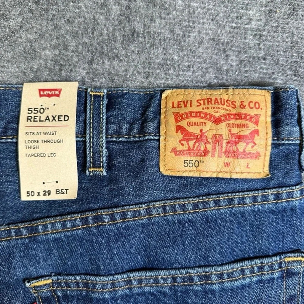NWT Levis 550 Relaxed Fit Tapered Leg Jeans Mens 50x29 Big and Tall Blue Denim